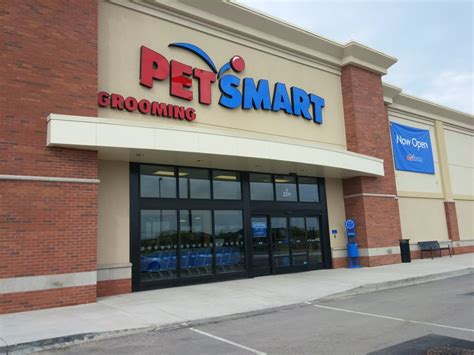 This location offers Grooming, PetsHotel, Doggie Day Camp, Training, Adoptions, Veterinary and Curbside Pickup. . Petsmart locations near me